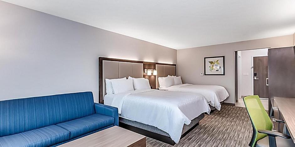 Holiday Inn Express & Suites - Brighton By Ihg Екстериор снимка