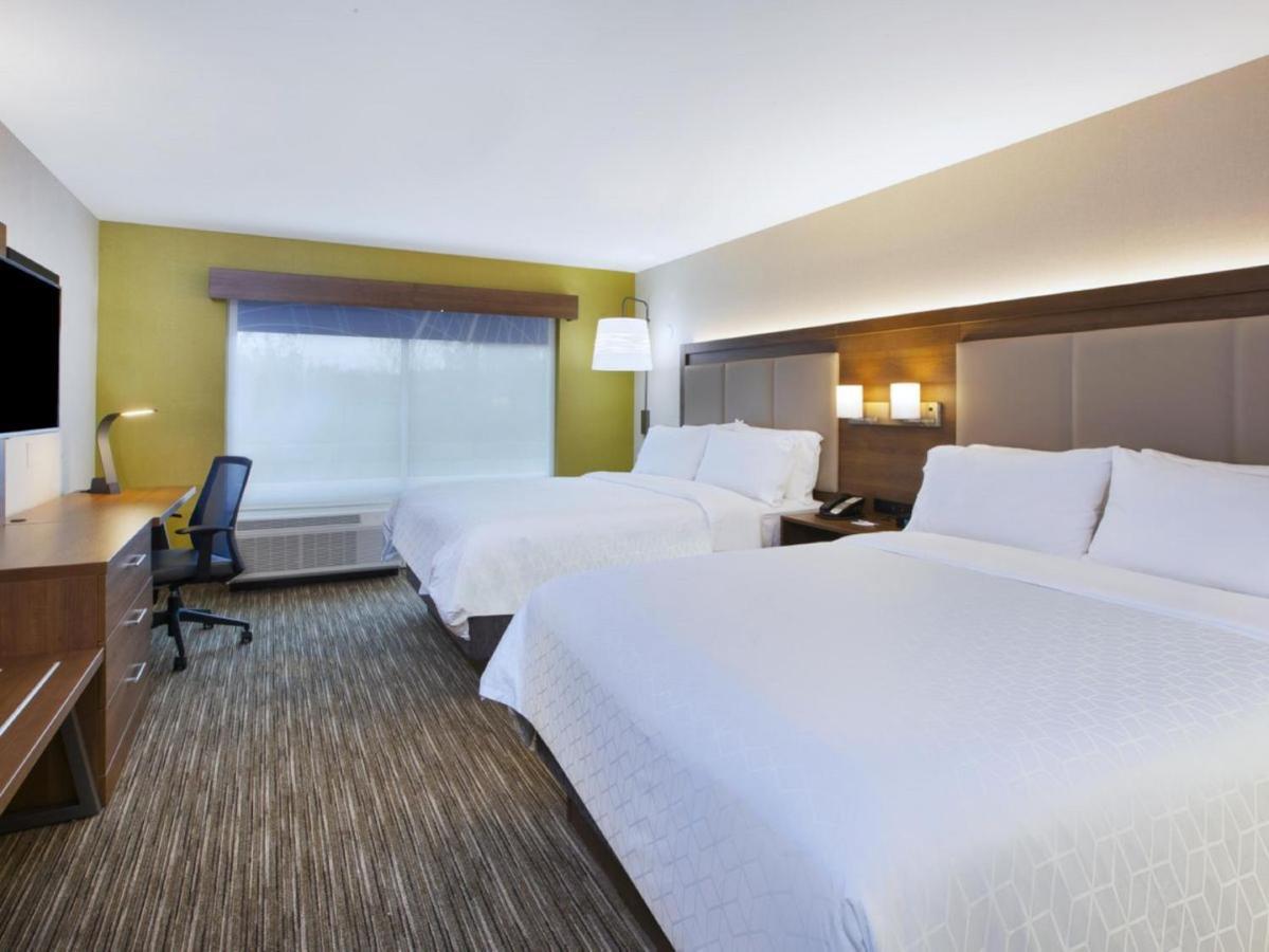 Holiday Inn Express & Suites - Brighton By Ihg Екстериор снимка